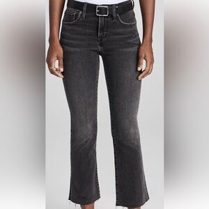 AG Adriano Goldschmied Black Denim in “The Jodi Crop” Size 25R